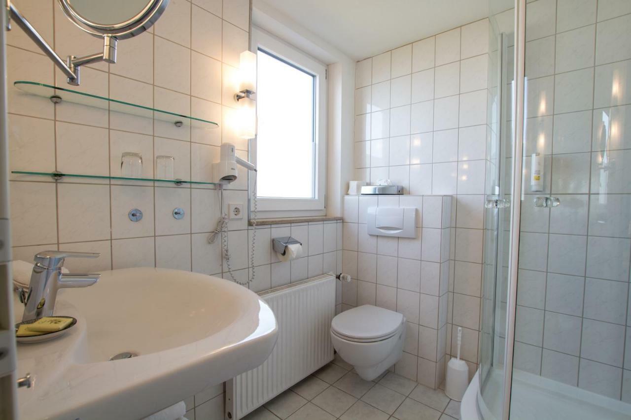 Hotel Seepark Garni Uberlingen Exterior foto